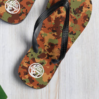 Pilbara Camo Thongs close-up of red dirt camo with hidden DR badges